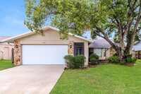 Building Photo - 5041 Circus Ln