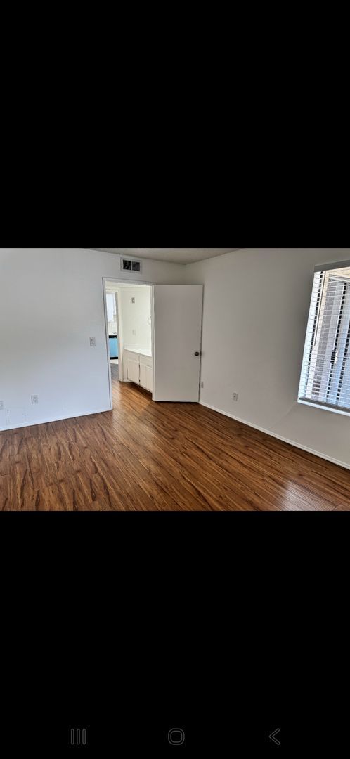 Building Photo - Gresham Street Apartments
