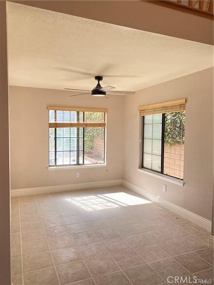 Building Photo - 6405 Sunny Meadow Ln