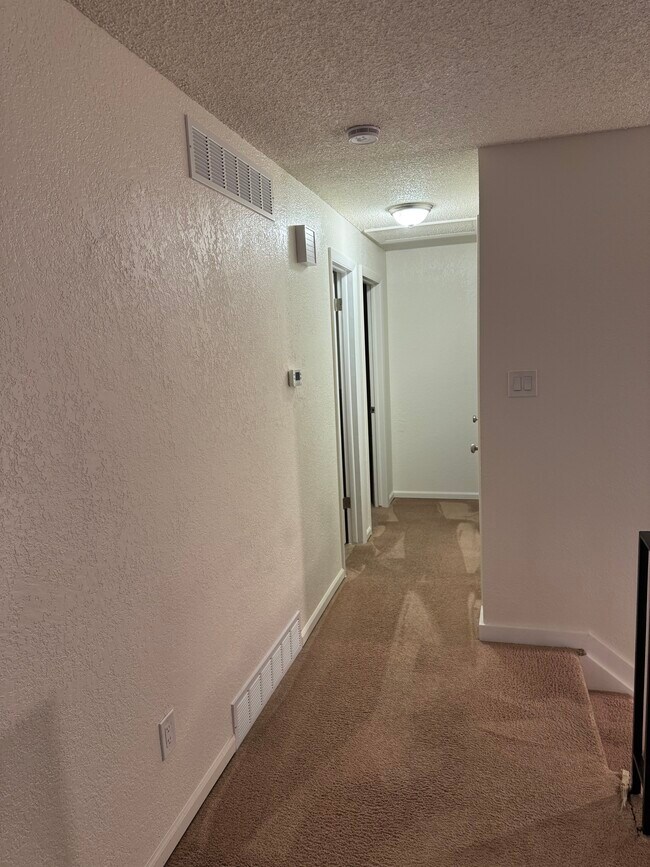 Building Photo - 16828 E 7th Pl