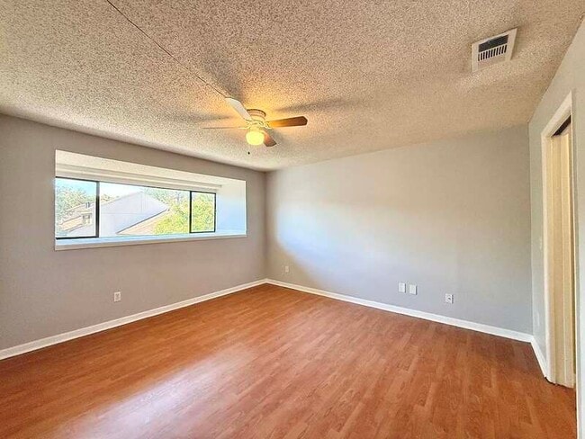Building Photo - 5143 Puritan Cir