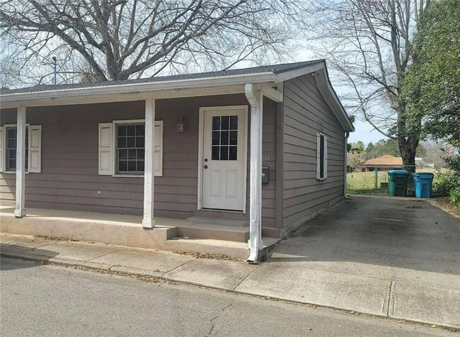 Building Photo - 420 Bartow St