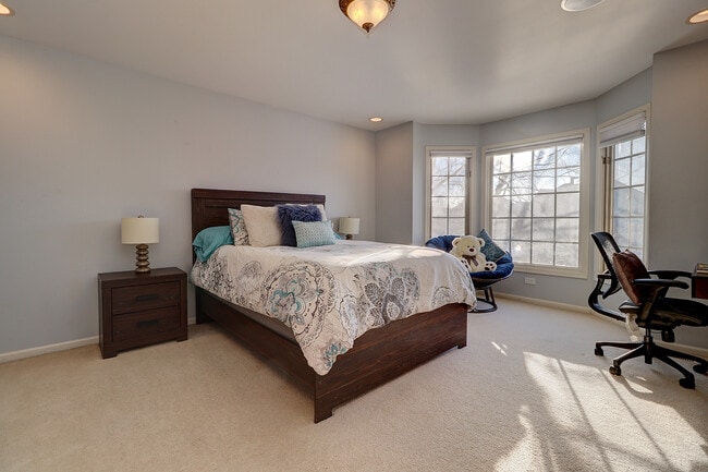 Building Photo - 26025 Whispering Woods Cir