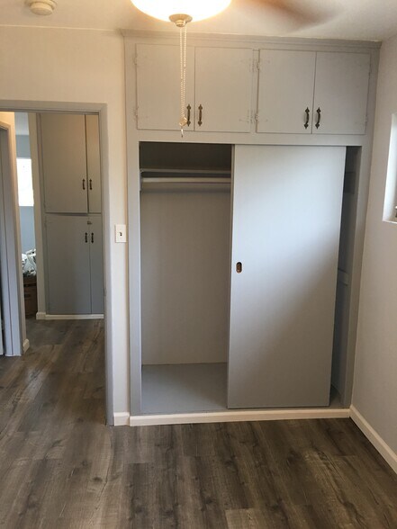 Building Photo - 14507 Corby Ave