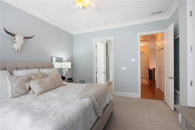 Building Photo - 1420 Briarhaven Trail