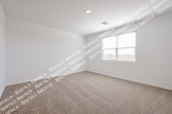 Building Photo - 35581 N Thicket Wy