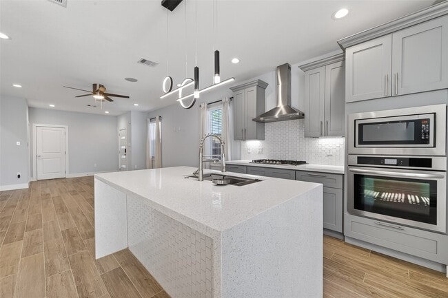 Building Photo - 10021 Alfred Ln