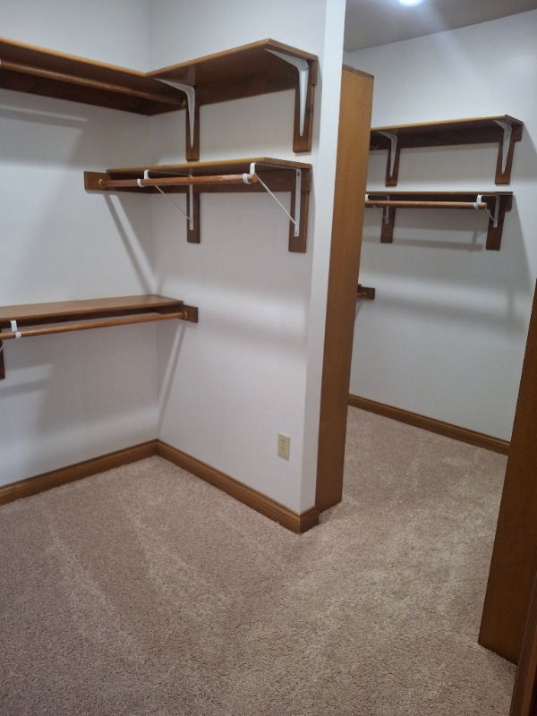 Building Photo - 256 W Brookville Rd