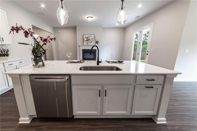 Building Photo - 107 Cedar Brk Dr