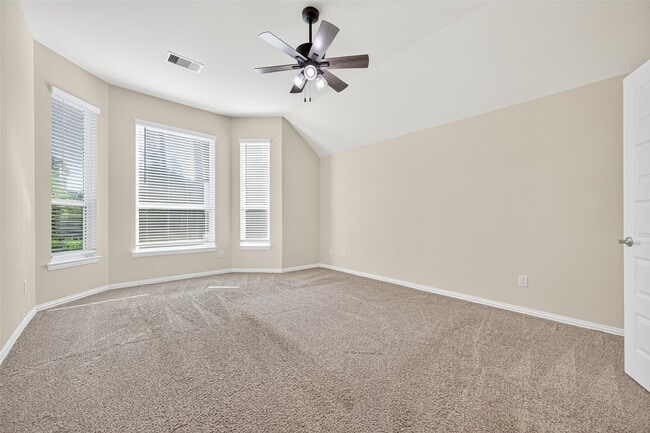 Building Photo - 40519 Goldeneye Pl