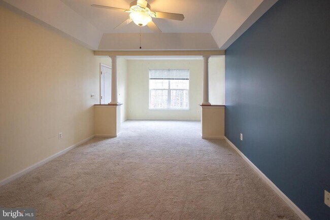 Building Photo - 8612 Fluttering Leaf Tr