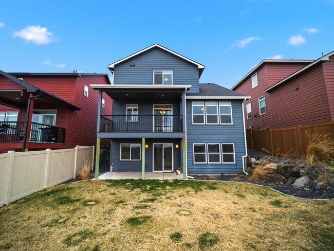 Building Photo - Charming North Spokane Home in a Quiet Neighborhood ? Limited-Time Move-In Special: Half Off Your...