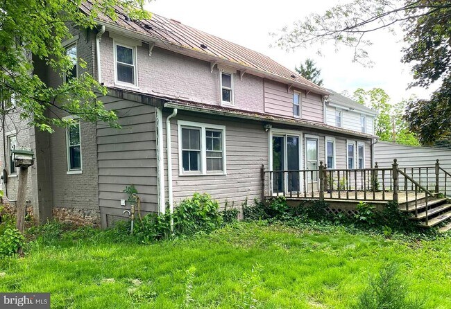 Building Photo - 7097 Union Deposit Rd