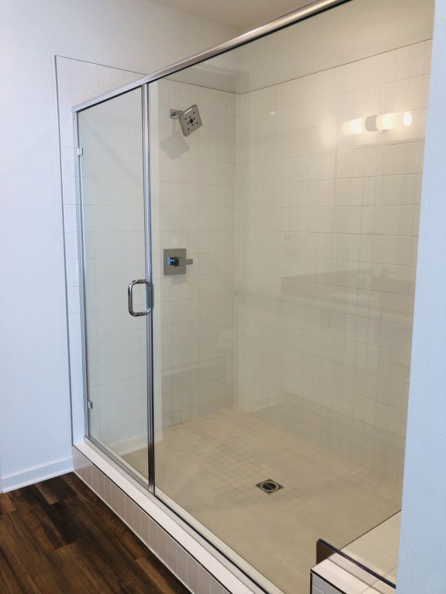 Shower - 17821 Gillette Ave