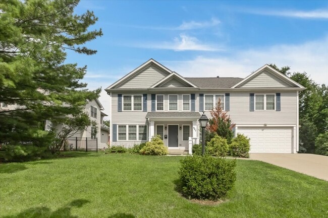 Primary Photo - 927 S Charlotte St