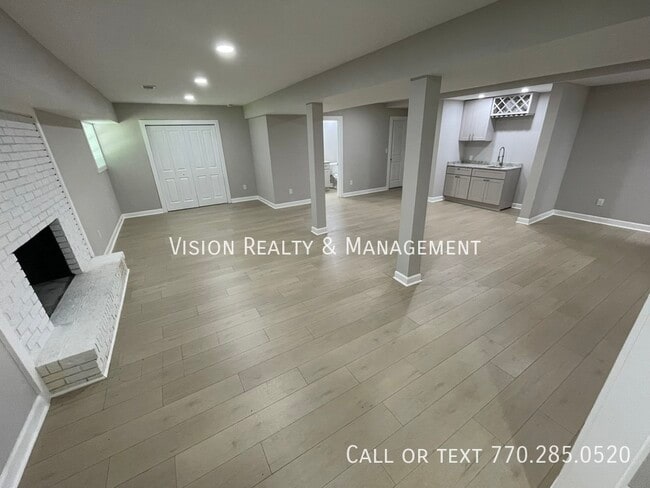 Building Photo - 4125 Flat Shoals Rd
