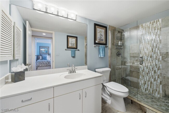 Building Photo - 6361 Pelican Bay Blvd