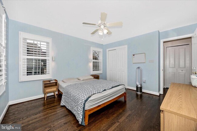 Building Photo - 2465 Bear Den Rd