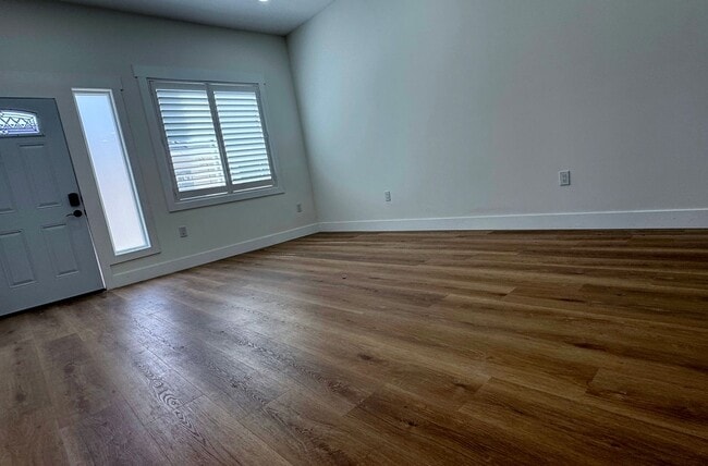 Building Photo - Brand-New 2026 Built 2 Bed / 2 Bath Single-Level ADU with Private Entrance