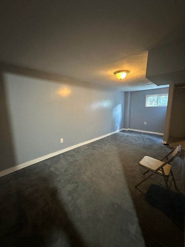 Building Photo - 6646 Perry Ave