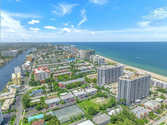 Building Photo - 3213 Colony Club Rd