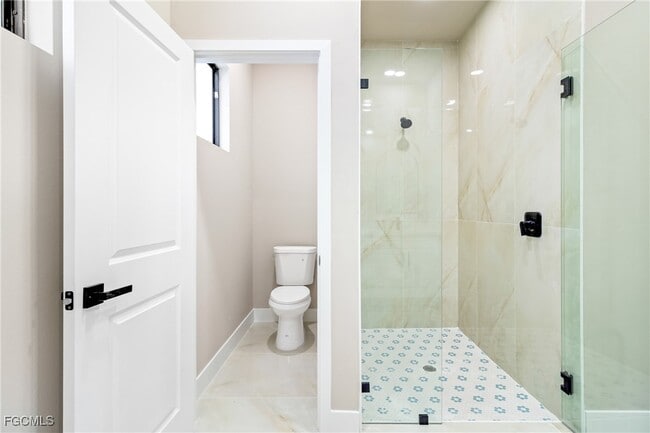 Building Photo - 2606 25th St SW