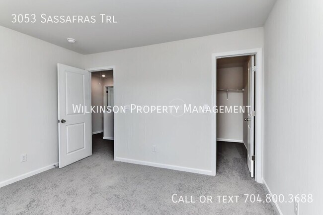 Building Photo - 3053 Sassafras Trl