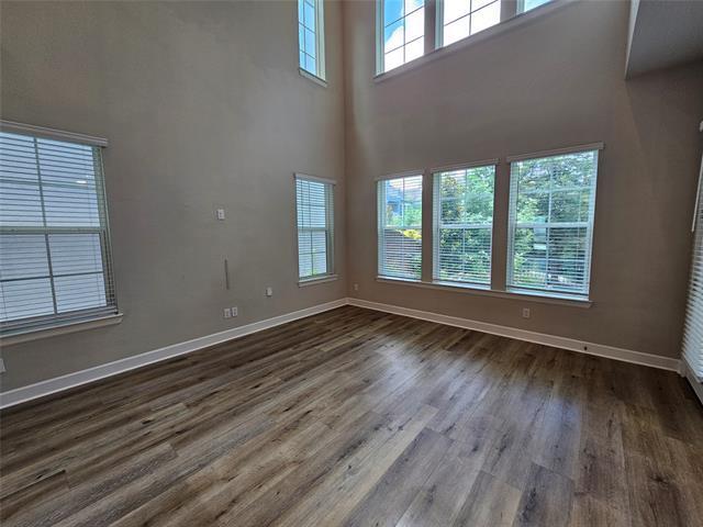 Building Photo - 8045 Emerald Rock Dr