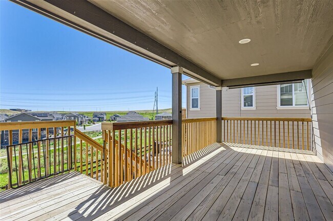 Building Photo - 3-Bedroom Home with Open Floor Plan, Private Balcony & Attached Garage