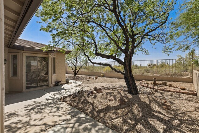 Building Photo - Amazing Home in Gold Canyon backing to Sta...