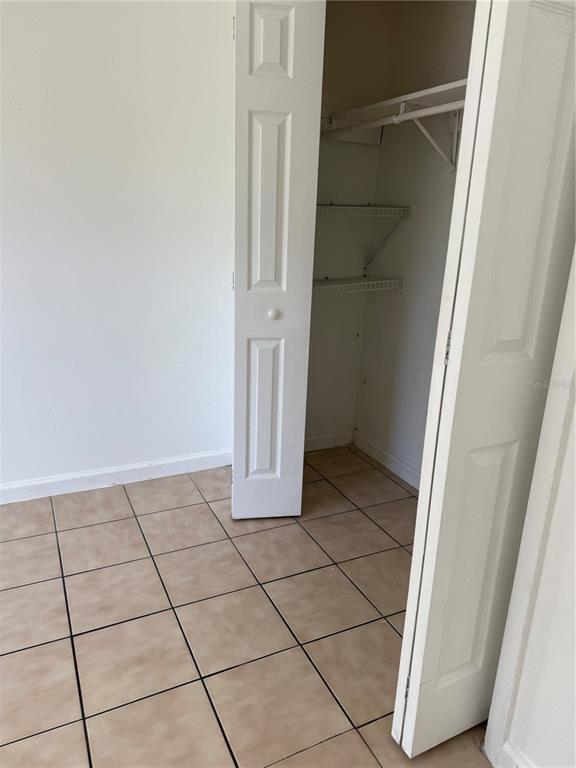 Building Photo - 7210 N Manhattan Ave