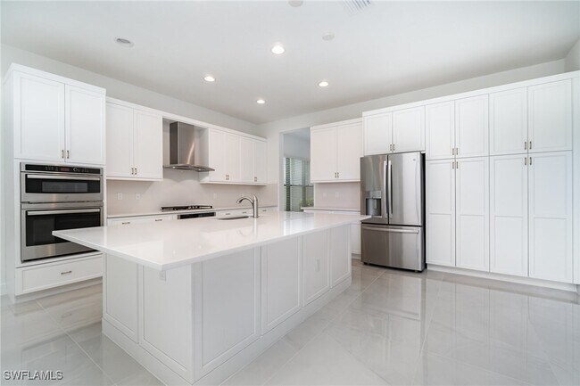 Building Photo - 20115 Camellia Crosse Ln