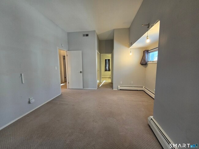 Building Photo - 7 Staunton Ct