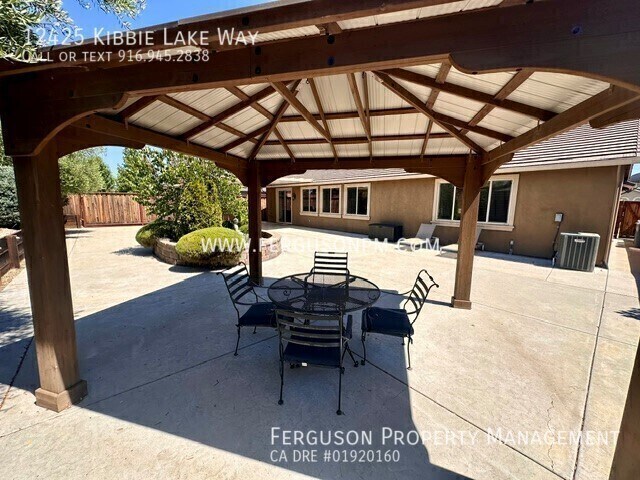 Building Photo - 12425 Kibbie Lake Way