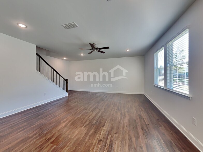 Building Photo - 779 Alcovy Ml Pk
