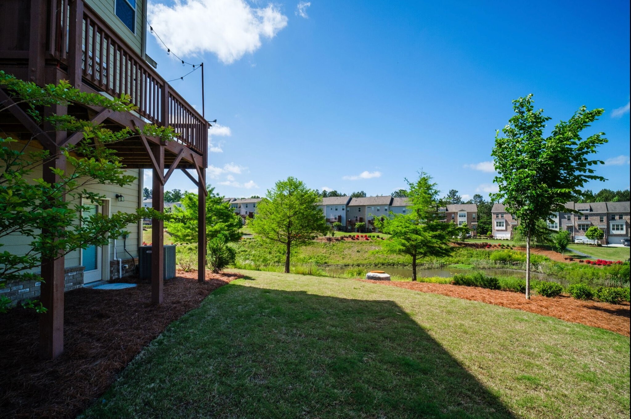 Building Photo - 1595 Ridgebrook Downs