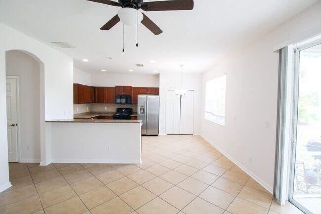 Building Photo - Lakeview 4-Bedroom, 2.5-Bath Annual Rental in Lakewood Ranch/Greenbrook