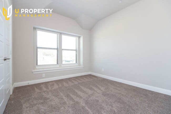 Building Photo - Luxury Townhome- wood flooring. Great location