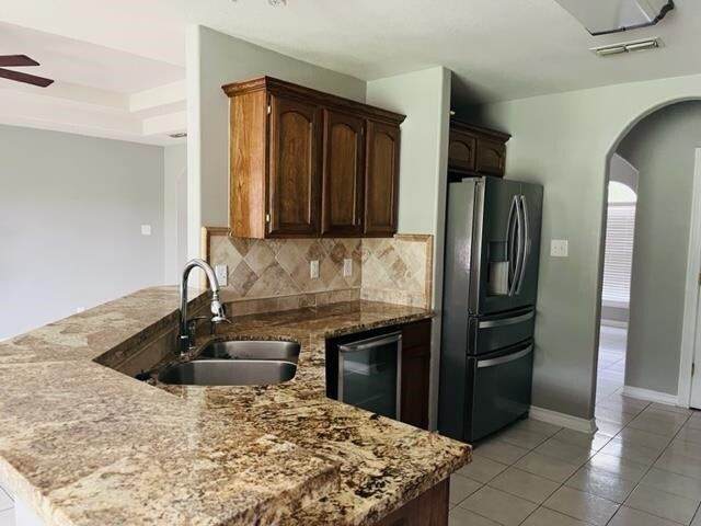 Building Photo - 3816 Winrock Dr