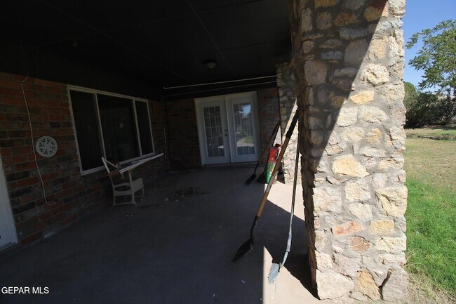 Building Photo - 19014 Armington Dr
