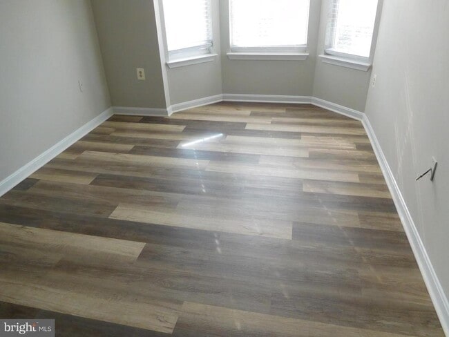 Building Photo - 15512 Kennett Square Way