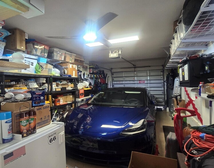 Building Photo - 7406 NW 108th Path