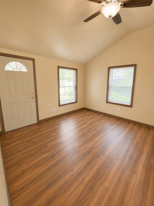 Building Photo - 5867 Althea Ave