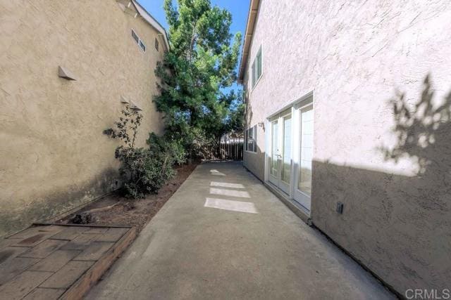 Building Photo - 10670 Esmeraldas Dr