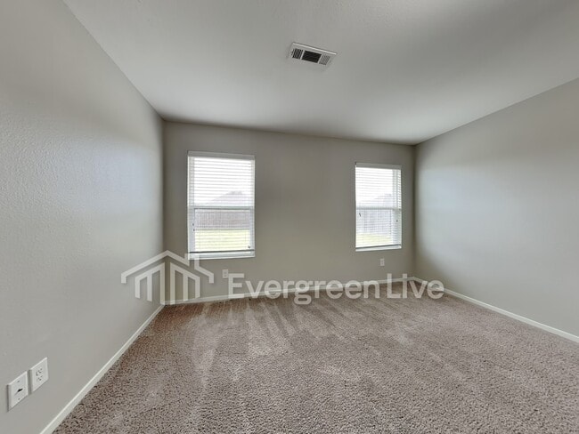 Building Photo - 3821 Glitterman Dr