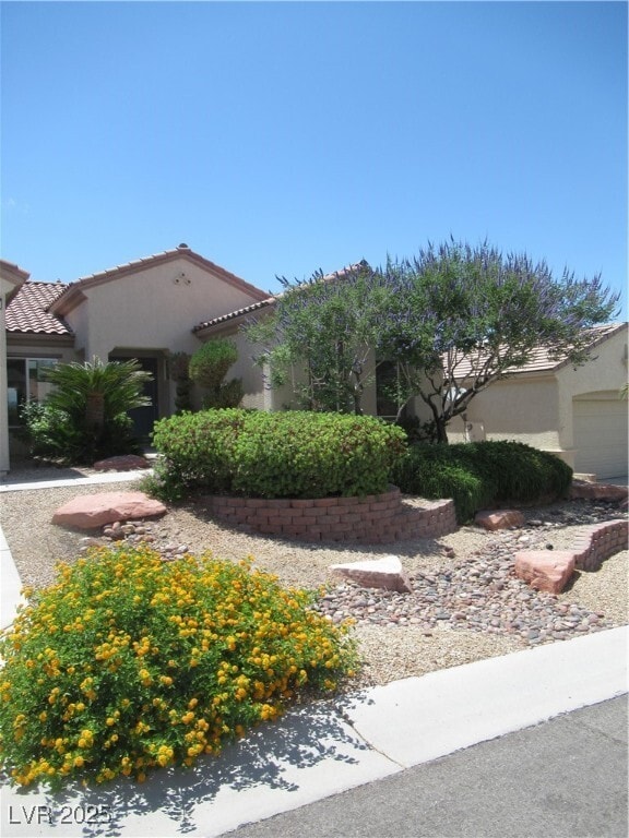 Building Photo - 2091 Clearwater Lake Dr