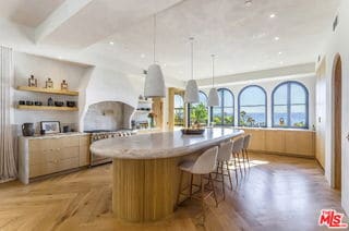 Building Photo - 30125 Harvester Rd