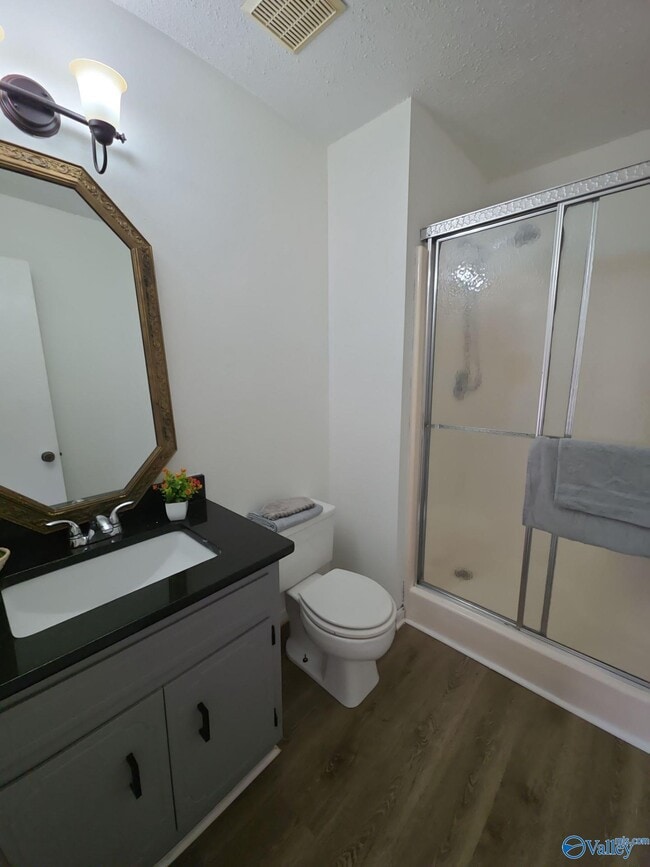 Building Photo - 2200 Britain Ave SW