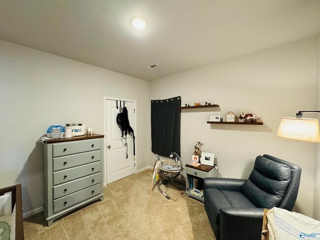 Building Photo - 113 Branton Ct