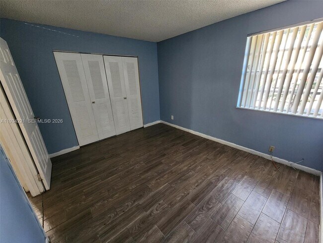 Building Photo - 7446 NW 34th St